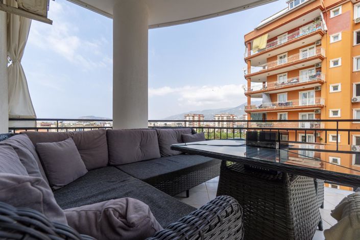 Image No.20-2 Bed Apartment for sale