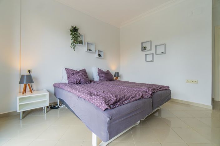 Image No.25-2 Bed Apartment for sale