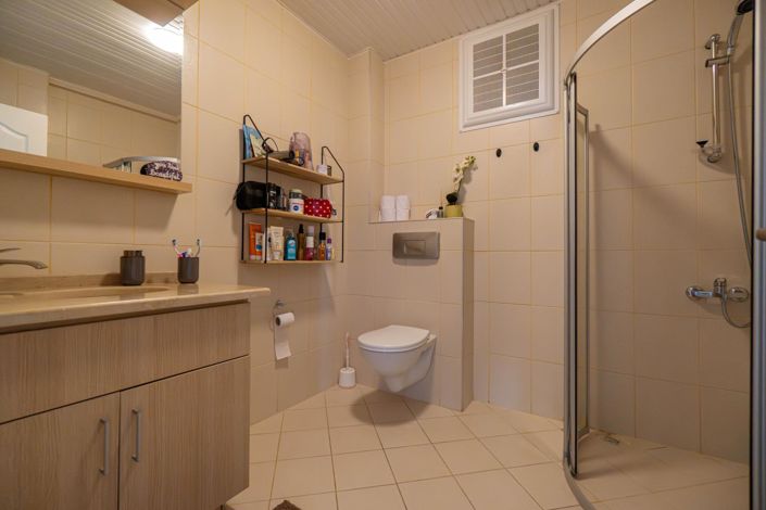 Image No.29-2 Bed Apartment for sale