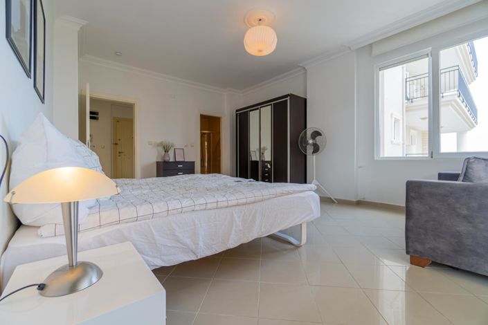 Image No.32-2 Bed Apartment for sale