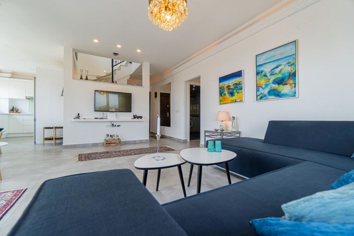 Image No.12-3 Bed Penthouse for sale