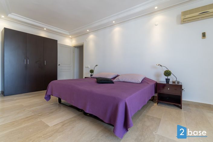 Image No.15-4 Bed Penthouse for sale