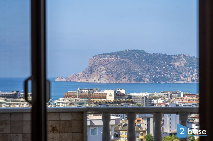 Image No.24-4 Bed Penthouse for sale