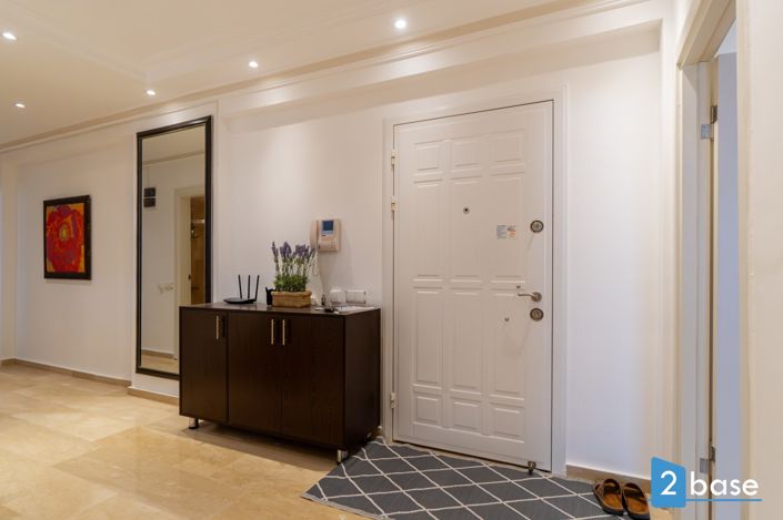 Image No.27-4 Bed Penthouse for sale