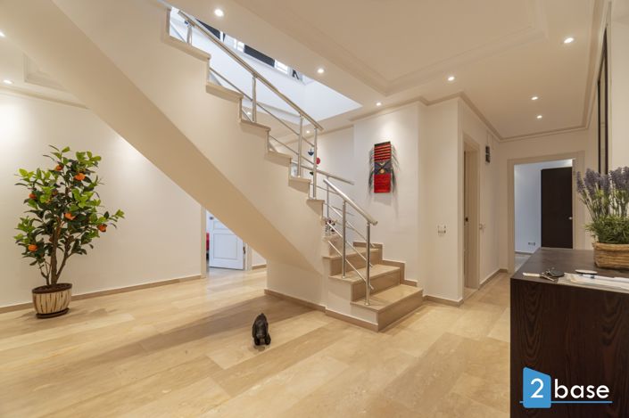 Image No.28-4 Bed Penthouse for sale