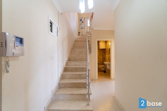 Image No.28-3 Bed Penthouse for sale