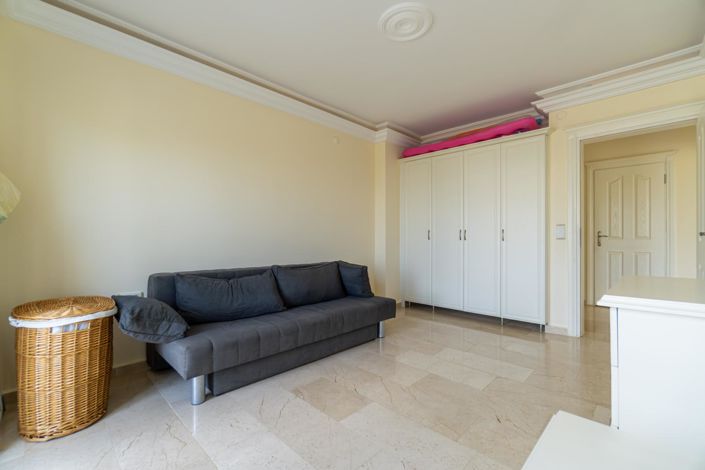 Image No.51-2 Bed Apartment for sale