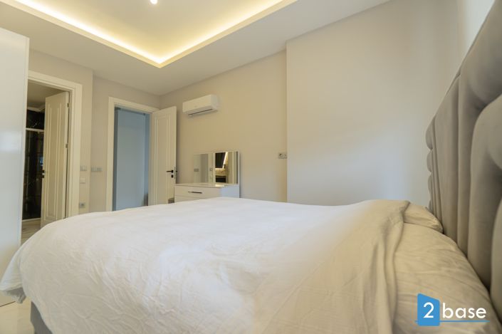 Image No.30-2 Bed Apartment for sale