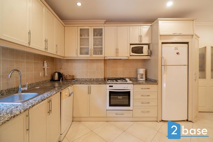 Image No.15-2 Bed Apartment for sale