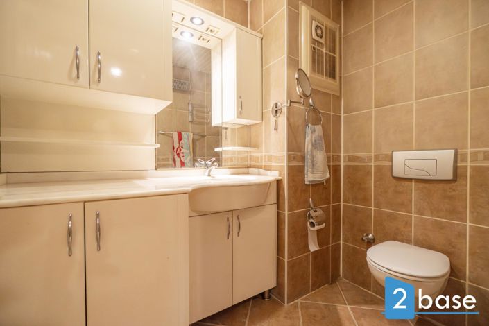 Image No.25-2 Bed Apartment for sale