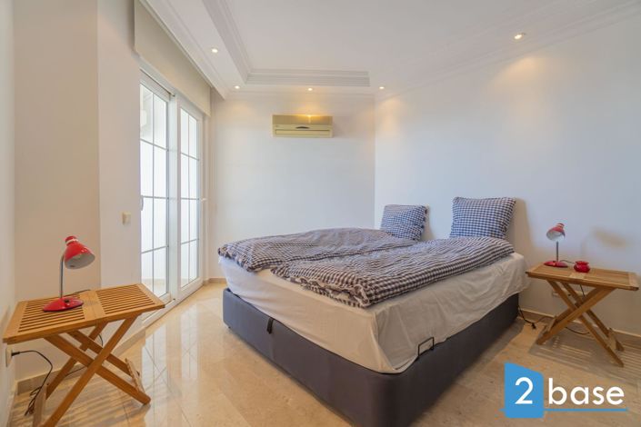 Image No.20-3 Bed Penthouse for sale