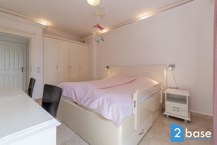 Image No.53-2 Bed Apartment for sale