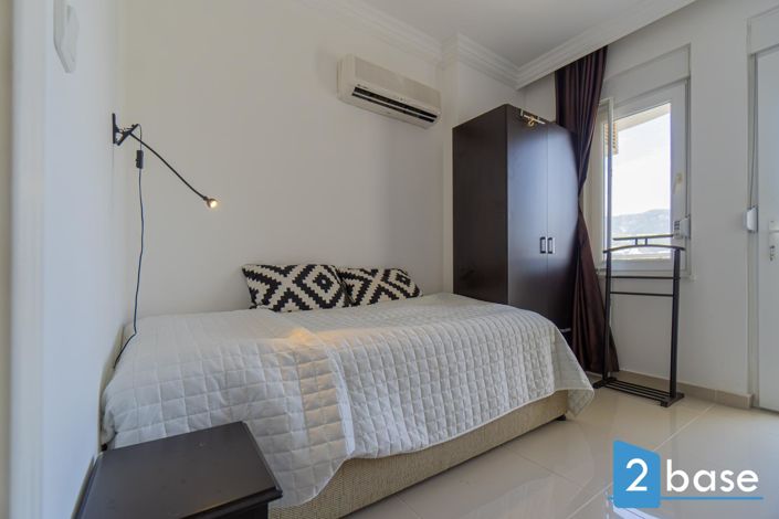 Image No.38-2 Bed Apartment for sale