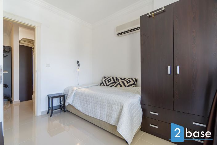 Image No.40-2 Bed Apartment for sale