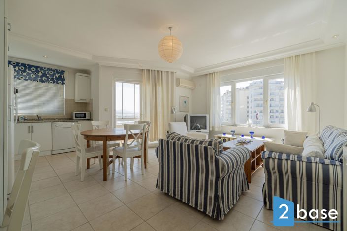 Image No.28-2 Bed Apartment for sale