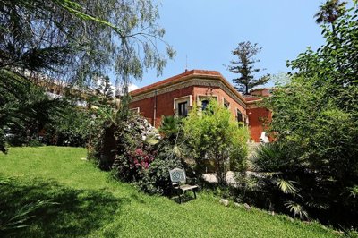 1 - Santa Teresa di Riva, Villa