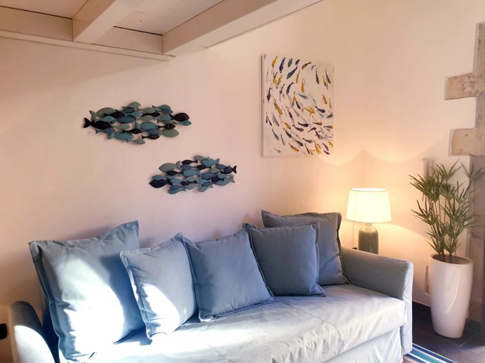 Image No.10-2 Bed Property for sale