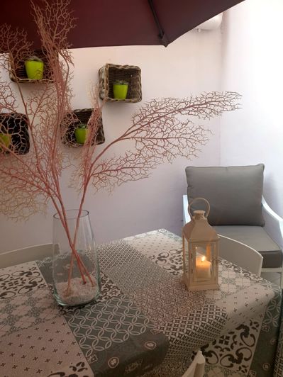 Image No.18-2 Bed Property for sale