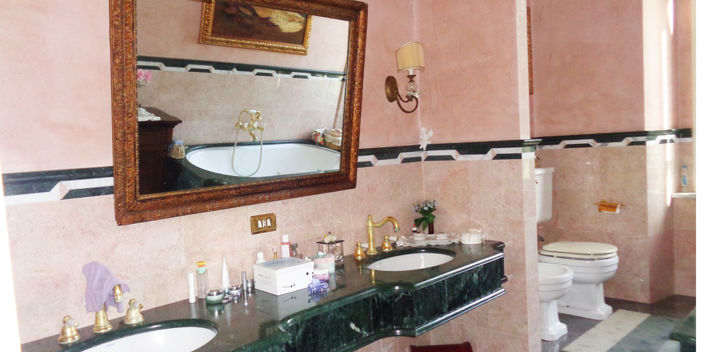 Image No.13-2 Bed Property for sale