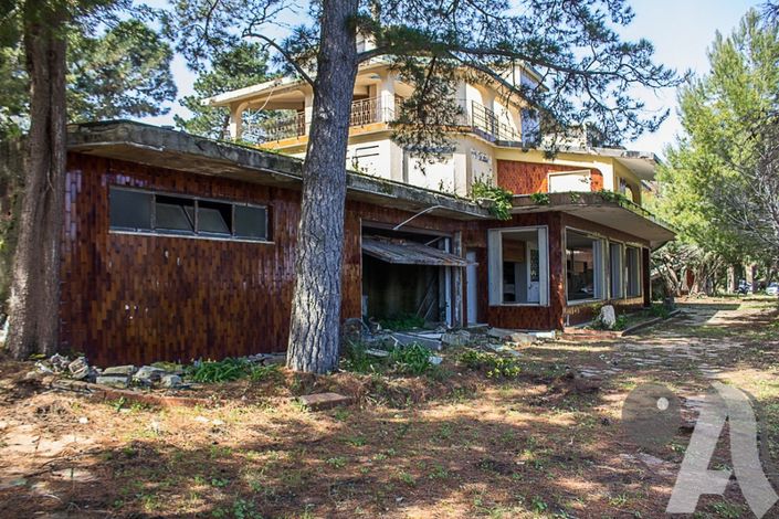 Image No.18-8 Bed Villa for sale