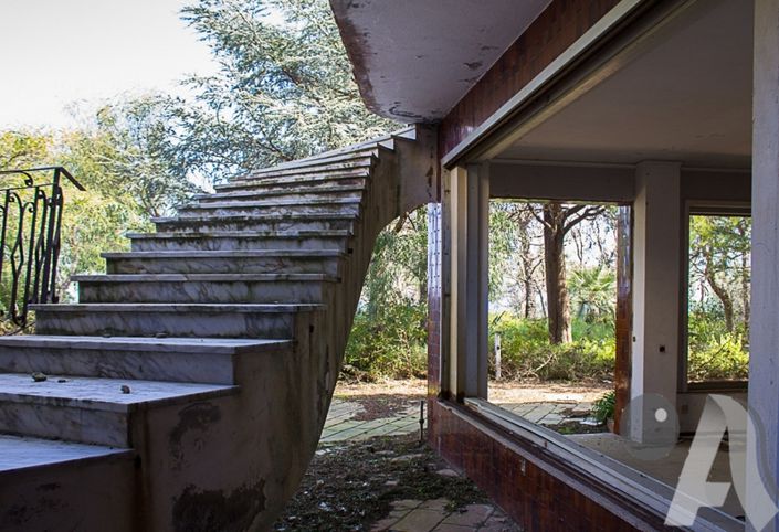 Image No.22-8 Bed Villa for sale