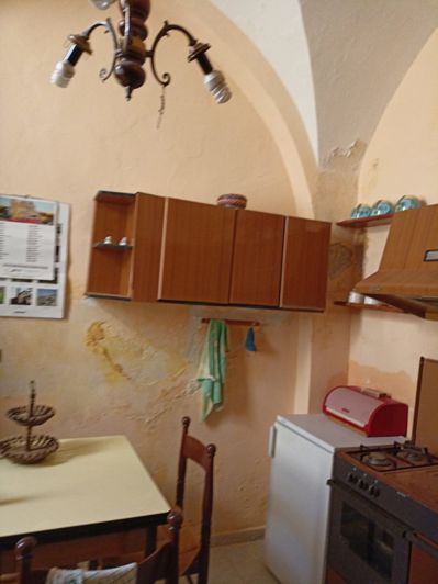 Image No.5-2 Bed House for sale