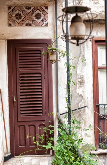 Image No.4-6 Bed Property for sale