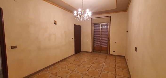 Image No.17-3 Bed House for sale