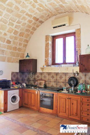 Image No.4-5 Bed House for sale