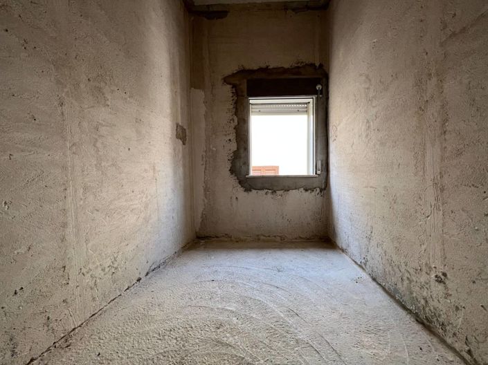 Image No.8-3 Bed Apartment for sale