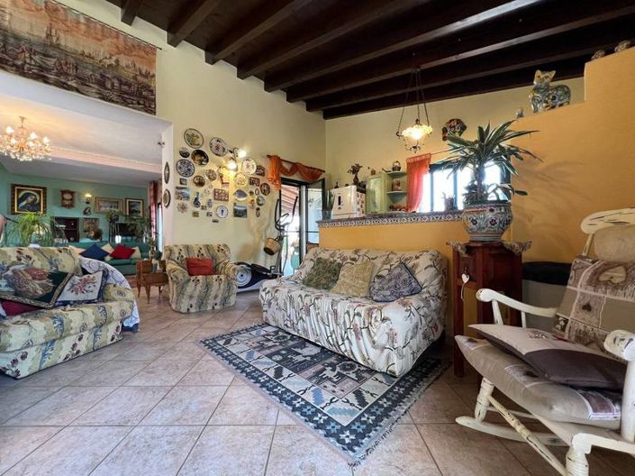 Image No.13-3 Bed Villa for sale