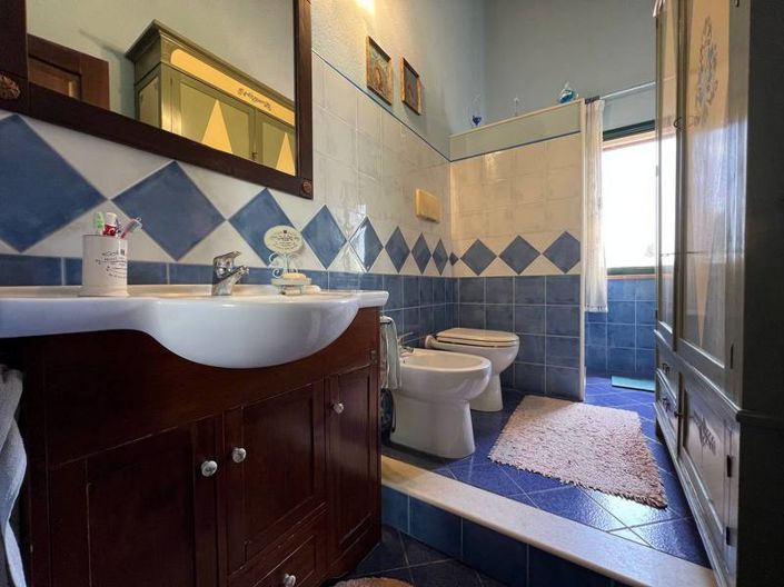 Image No.20-3 Bed Villa for sale