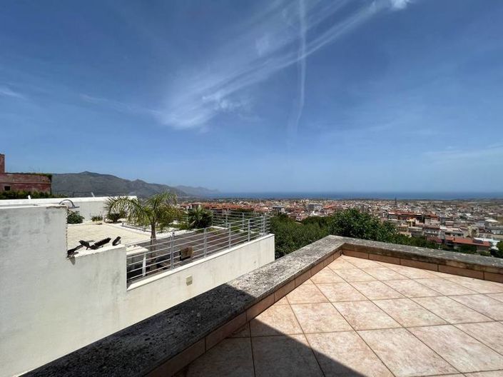 Image No.22-3 Bed Villa for sale