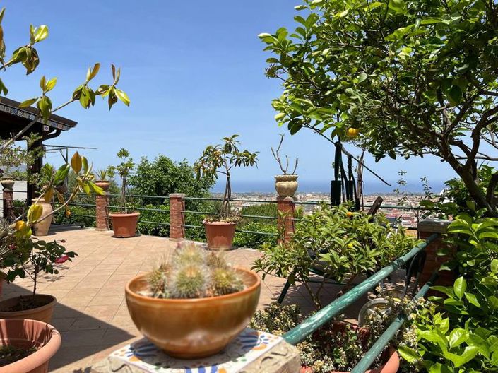 Image No.30-3 Bed Villa for sale