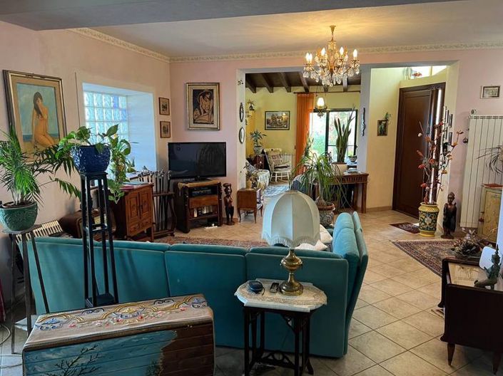 Image No.6-3 Bed Villa for sale