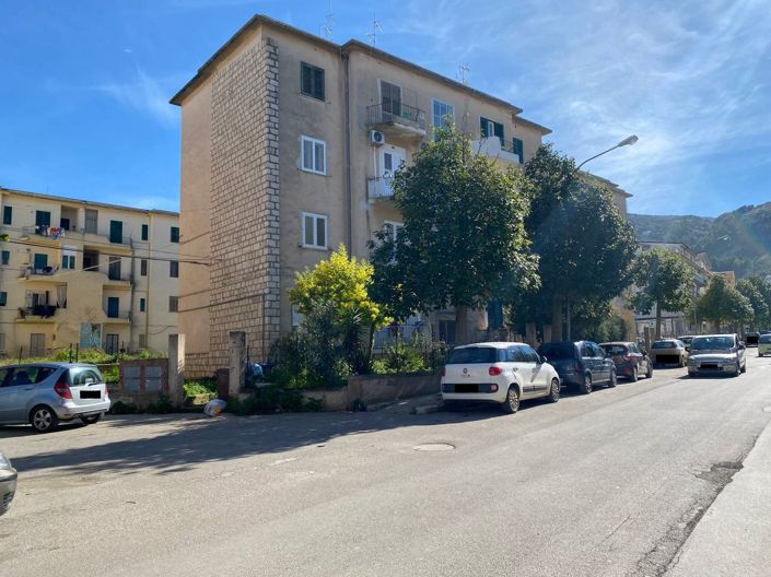 Image No.24-2 Bed Apartment for sale