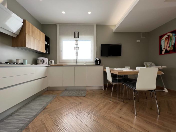 Image No.10-3 Bed Apartment for sale