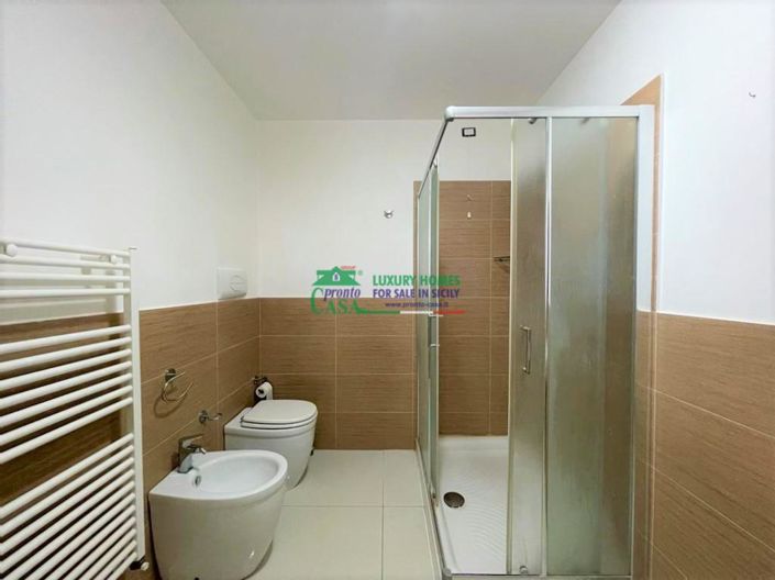 Image No.19-3 Bed Villa for sale