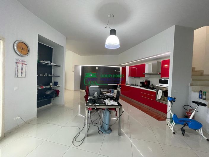 Image No.6-3 Bed Villa for sale