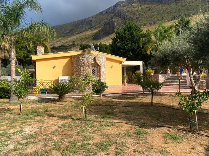 Image No.1-Villa de 3 chambres à vendre à Castellammare del Golfo