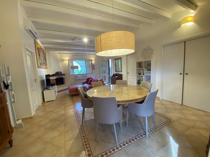 Image No.2-3 Bed Villa for sale