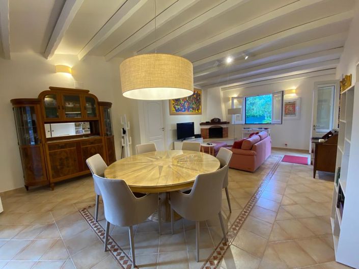 Image No.3-3 Bed Villa for sale