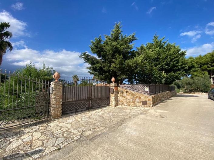 Image No.35-3 Bed Villa for sale