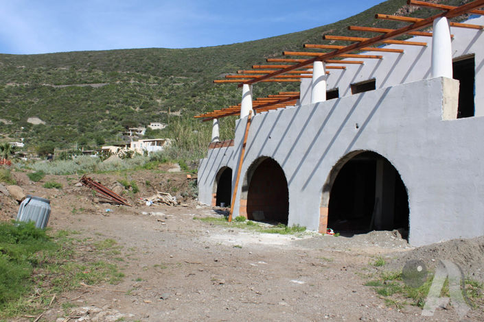 Image No.3-4 Bed Villa for sale