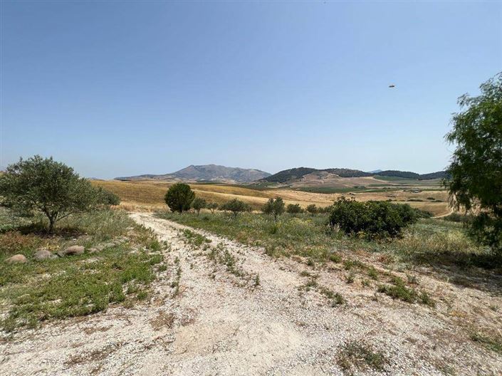 Image No.29-3 Bed Villa for sale