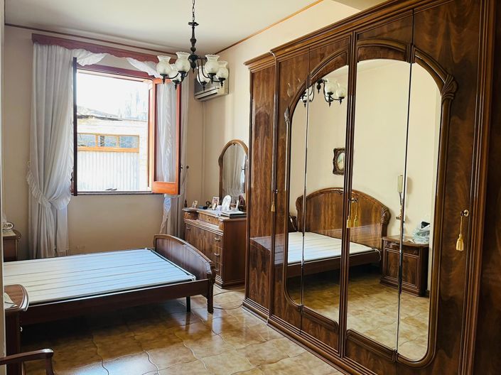 Image No.22-Appartement de 4 chambres à vendre à Siracusa