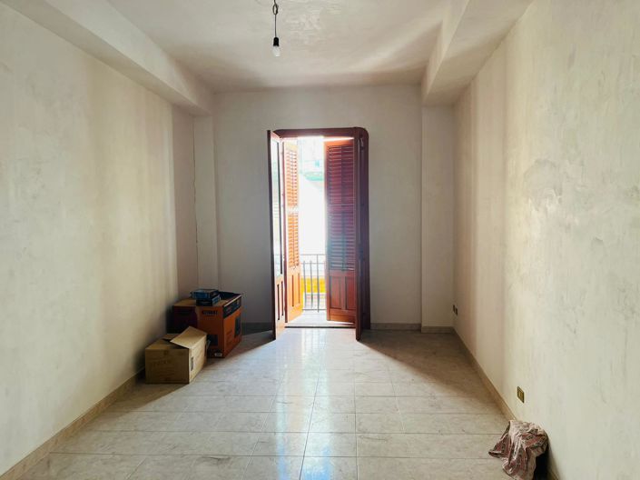 Image No.7-Appartement de 4 chambres à vendre à Siracusa