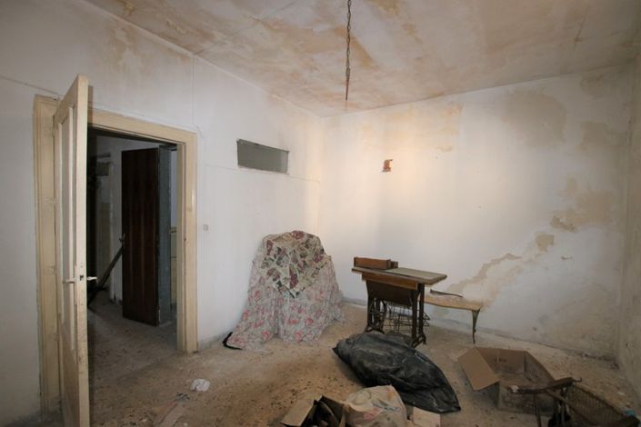 Image No.4-2 Bed House for sale