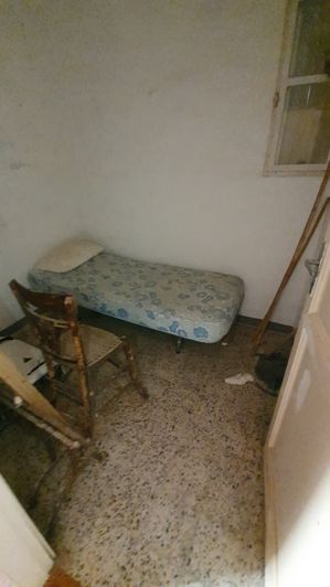 Image No.40-2 Bed House for sale