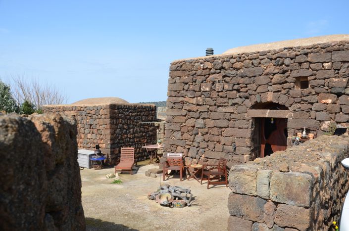 Image No.1-Villa de 2 chambres à vendre à Pantelleria
